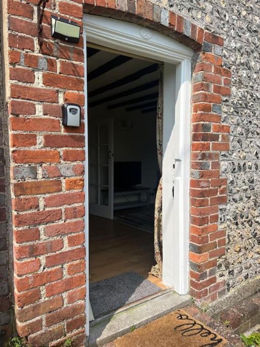 Wish End Cottage Ratton Exterior photo