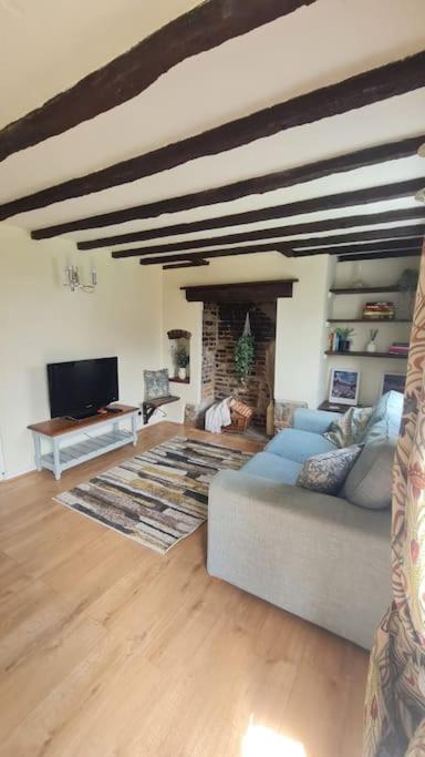 Wish End Cottage Ratton Exterior photo