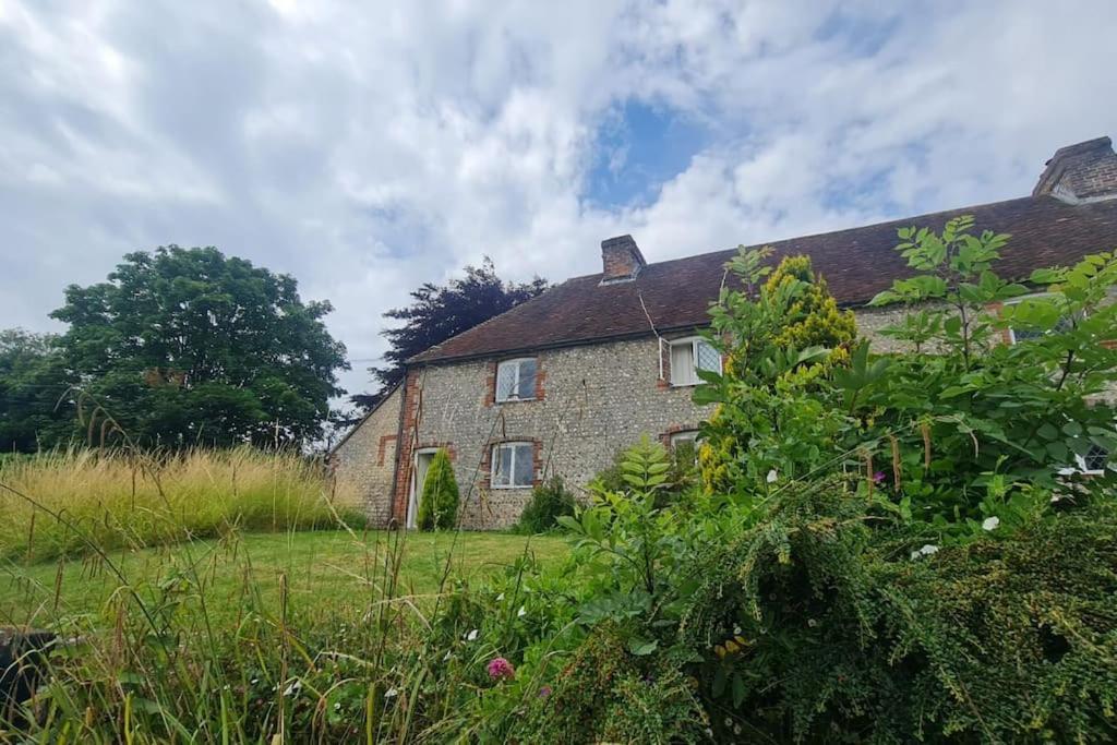 Wish End Cottage Ratton Exterior photo
