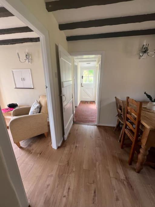 Wish End Cottage Ratton Exterior photo